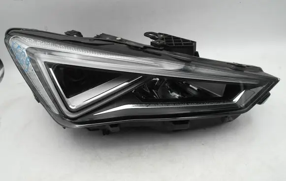 Seat Leon IV Headlight/headlamp 5FB941008J LC20795 011D02A00P
