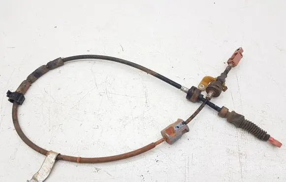 Ford Fusion II Gear shift cable linkage