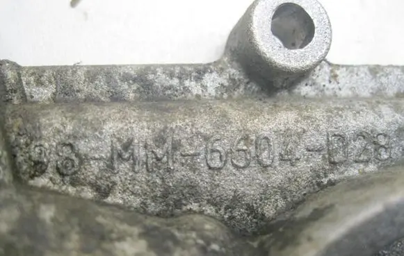 Ford B-MAX Oil pump 98MM6604D28 BV033