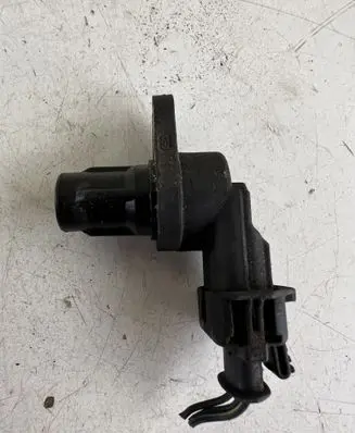 Dodge Nitro Camshaft position sensor 0281002667