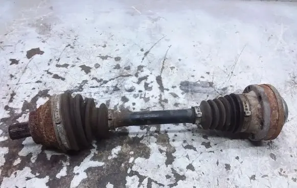 Skoda Octavia Mk2 (1Z) Front driveshaft 1K0407283A