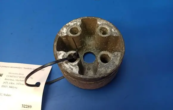 Mercedes-Benz COMPAKT W115 Water pump pulley 1152050126