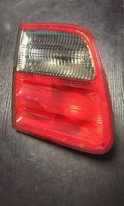 Mercedes-Benz E W210 Tailgate rear/tail lights 2108207564