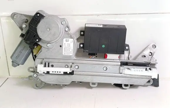 Peugeot 508 RXH Tailgate/trunk/boot lift motor 9677615380