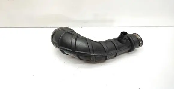 BMW 5 E34 Turbo air intake inlet pipe/hose 2242932