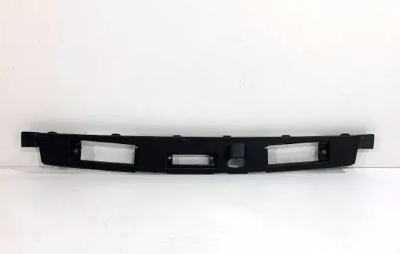KIA Xceed Trunk door license plate light bar 87312J7CB0