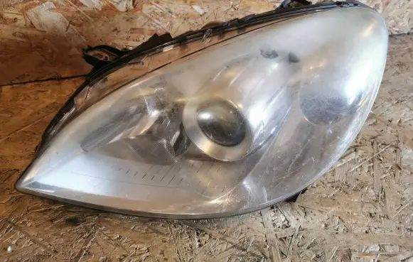 Mercedes-Benz B W245 Headlight/headlamp A1698201761