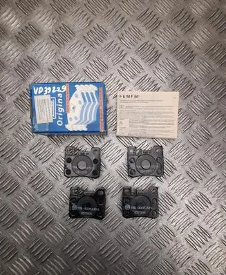 Mercedes-Benz C AMG W202 Brake pads (rear) 13046035032