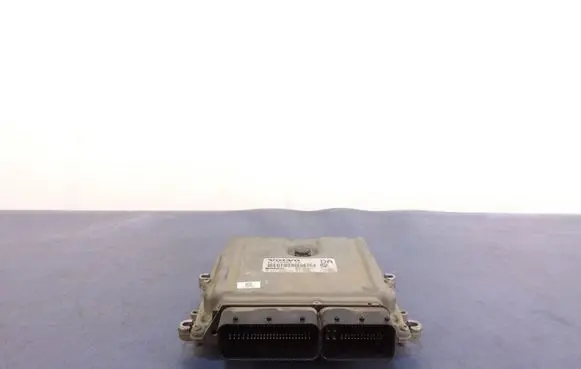 Volvo S60 Engine control unit/module ECU 31272463