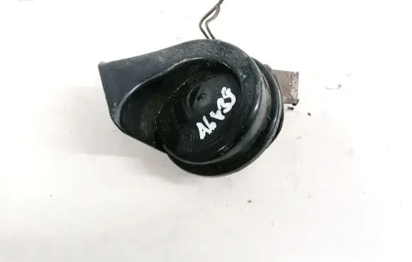 Volkswagen Golf V Horn signal E9011157