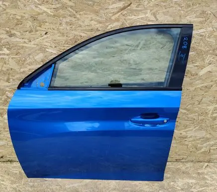 Peugeot 208 II Front door