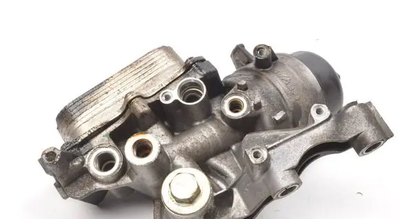 Alfa Romeo Giulietta Oil filter mounting bracket 55236756