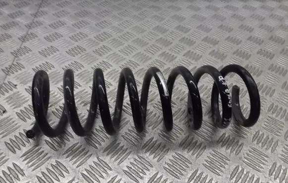 Mercedes-Benz C W202 Front coil spring 