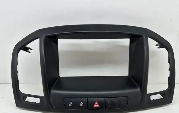 Opel Insignia A Radio/GPS head unit trim 495050031