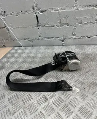 Ford Galaxy Rear seatbelt 33056304
