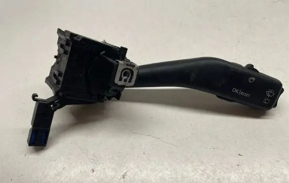 Volkswagen Golf Plus Wiper control stalk 1K0953519 1K0953519A