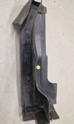 Audi Q7 4M Other engine bay part 4M0821169A