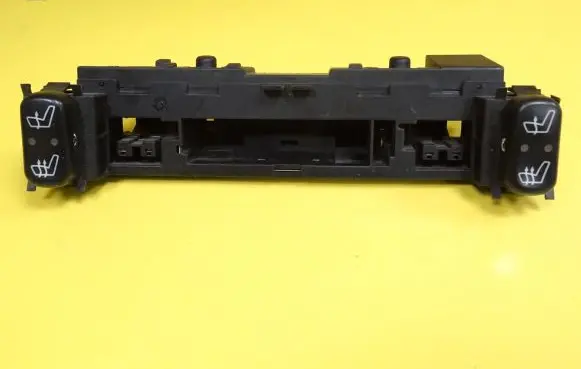 Mercedes-Benz E W210 Seat heating switch 2108200151