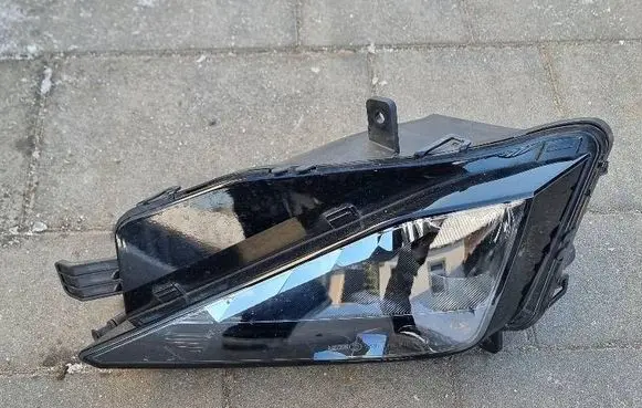 Volkswagen Golf Sportsvan Front fog light 11281040000 510941662E