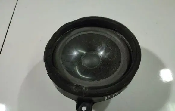 Subaru Outback Front door speaker G10531C3