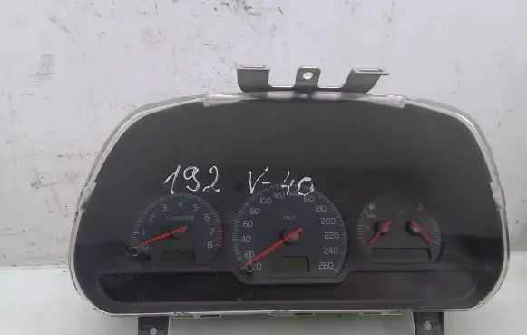 Speedometer (instrument cluster)