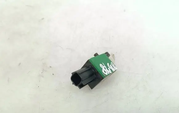 Volkswagen PASSAT B7 Airbag deployment crash/impact sensor 5N0959351B