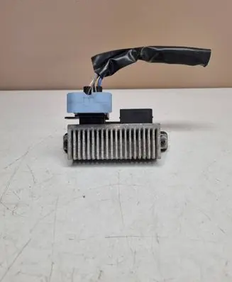Nissan X-Trail T32 Glow plug pre-heat relay 271206395R
