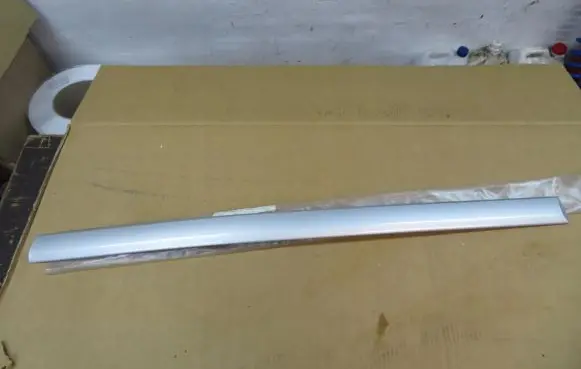 Toyota Avensis T220 Front door trim (molding) 75732-05070