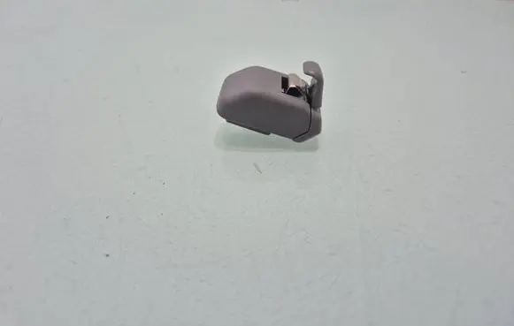 Alfa Romeo Giulia Sun visor clip/hook/bracket 