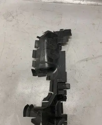 Audi Q7 4M Intercooler air guide/duct channel 4M0121283AJ