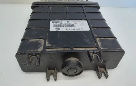 Ford Galaxy Engine control unit/module 028906021