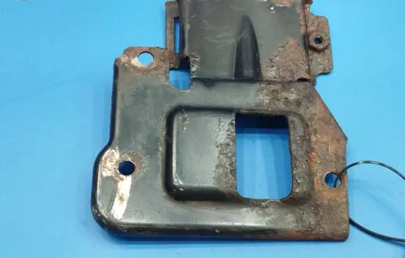 Mercedes-Benz S W220 Radiator mount bracket A2205040640