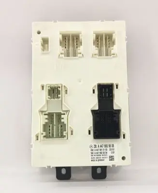 Mercedes-Benz Vito Viano W447 Central body control module A4479009808 A4479015103