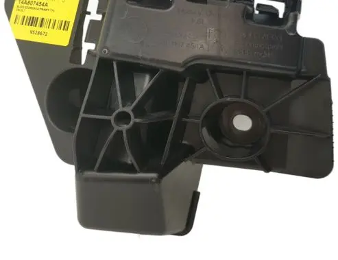 Rear bumper mounting bracket