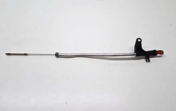 Opel Combo E Oil level dip stick 9824425380