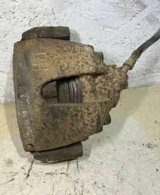 Ford Focus C-MAX Front brake caliper