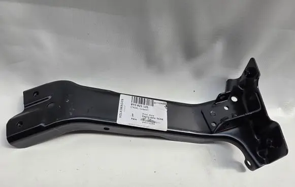 Audi A3 8Y Fender mounting bracket 8Y0821131