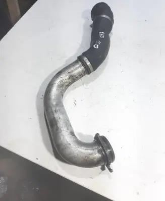 BMW 5 E60 E61 Intercooler hose/pipe 7789052