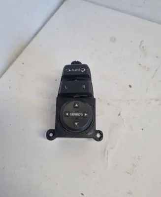 Hyundai Tucson TL Wing mirror switch 3C14801270 3C14801210