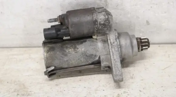 Volkswagen PASSAT B7 Starter motor 0AM911023B TS12ER20