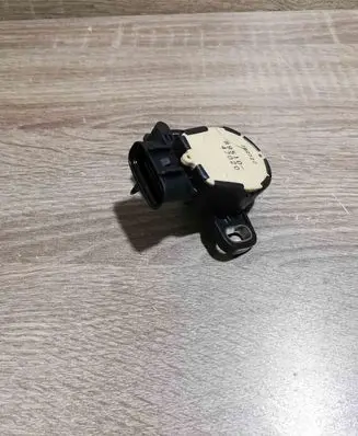 Toyota Prius (XW30) Brake pedal sensor switch 8951047020 7B2722