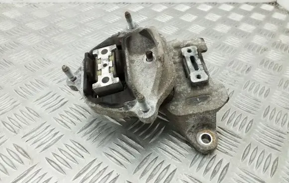 Audi A5 Sportback 8TA Gearbox mount 8K0399151 8K0399115R