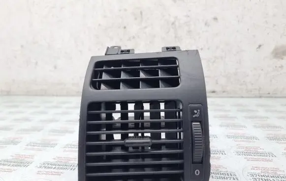 Volkswagen Touran I Dashboard side air vent grill/cover trim 1T0819703A