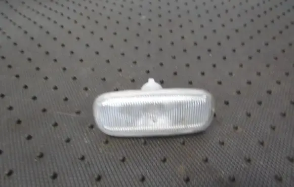 Audi A6 S6 C5 4B Front fender indicator light 4b0949127