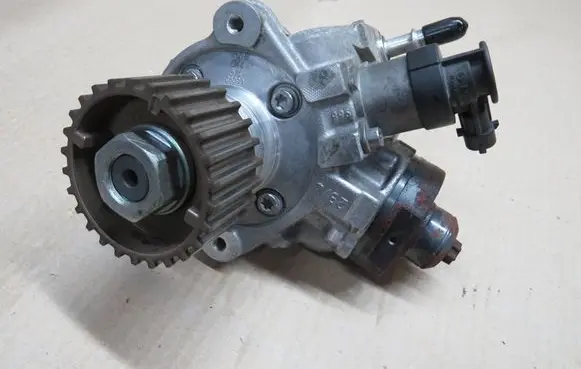 Opel Insignia A Fuel injection high pressure pump 0445010759 55494494 07160506
