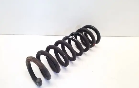 Mercedes-Benz E W212 Rear coil spring