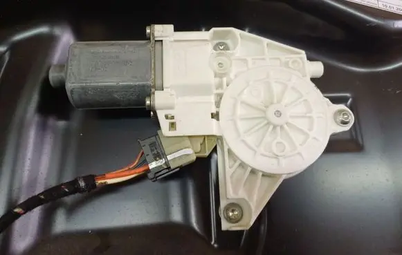 Mercedes-Benz R W251 Front door window regulator motor A2518200742
