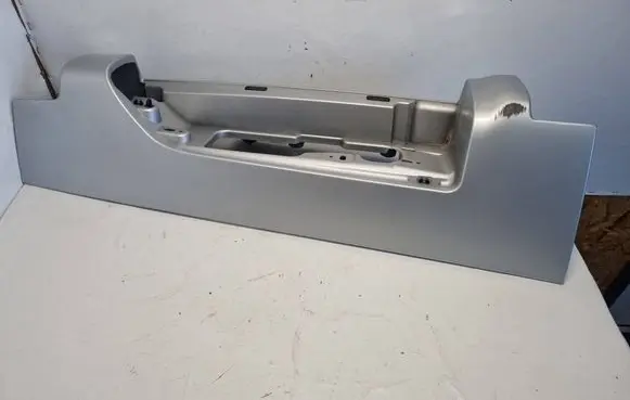 Opel Vivaro Tail light part 265A64446R 265A61090R