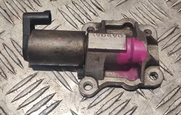 Volvo XC90 Camshaft vanos timing valve 9G9N6C624