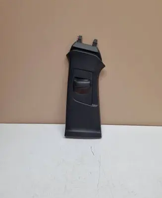 Volvo V40 (B) pillar trim (top) 31307224